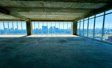 Piso completo de oficinas en venta en CCapital (Corporativo Country Club)