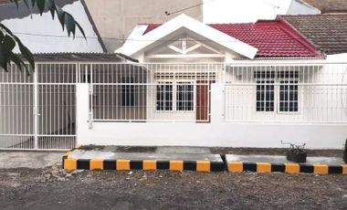 Rumah Murah Lebar 10m di Griya Babatan Mukti Surabaya Barat