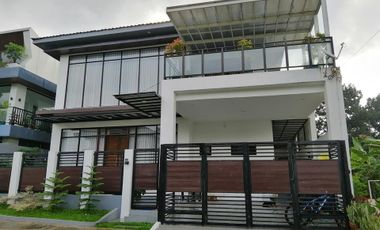 5 Bedroom House and Lot for Sale in Villa Vienna 1A, Novaliches, Quezon City