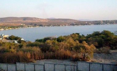 TEQUESQUITENGO EN FRACCIONAMIENTO CON VISTA ESPECTACULAR