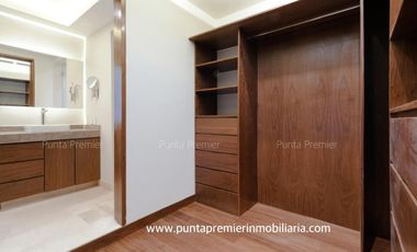 Casa en Venta en Valle Real Coto de Lujo Zona Real Andares puerta de hierro Zapopan