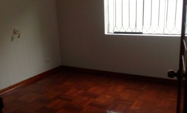 ALQUILO DEPARTAMENTO VALLE HERMOSO SURCO