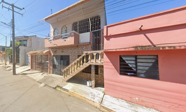 CASA EN MARIANO ESCOBEDO, CENTRO, CUNDUACAN TABASCO, TABASCO.. ¡CASA EN REMATE! -FQA