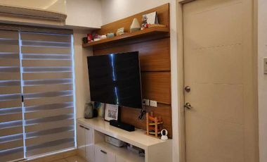 Furnished 2 Bedroom unit for rent in Fairway Terraces Pasay