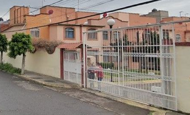 CASA ADJUDICADA DE REMATE BANCARIO EN San Buenaventura, IXtapaluca