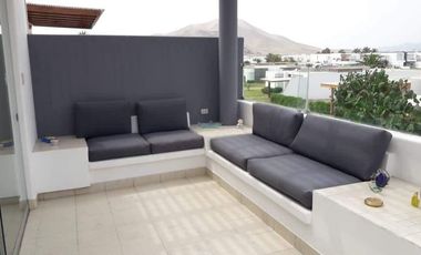 EN VENTA FORMIDABLE CASA DE PLAYA EQUIPADA Y AMOBLADA CON EXCELENTE DISTRIBUCIÓN EN CLUB PUERTO NUEVO (KM 70.5 PANAMERICANA SUR)
