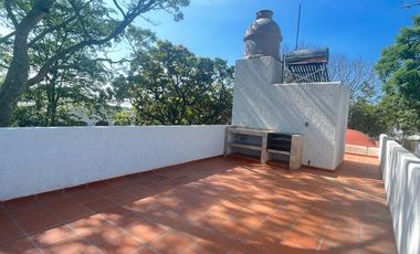 CASA NUEVA, CON ALBERCA, EN TLAYACAPAN; A 15 MIN. DE OAXTEPEC, MOR.