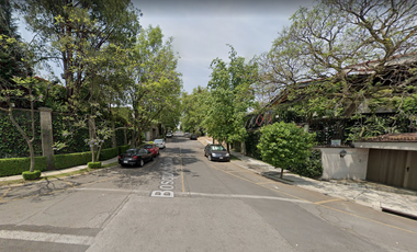 GRANDIOSA OPORTUNIDAD DE INVERSIÓN!!!! 2 CASAS CON POSESIÓN AL PRECIO DE 1, ENTREGA INMEDIATA!!!! BOSQUE DE LAS LOMAS, MIGUEL HIDALGO