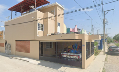Venta de casa en Col Villa de San Clemente, Álamo de Temapache, Veracruz