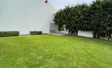 Lote en venta en fraccionamiento privado Puebla, Zavaleta, Cholula