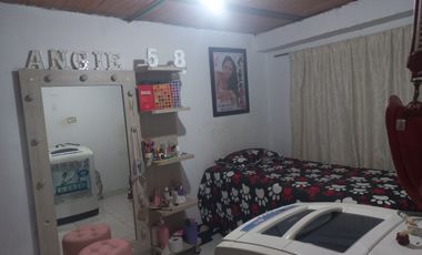 VENDO CASA DE PRIMER PISO EN COPACABANA ANTIOQUIA.