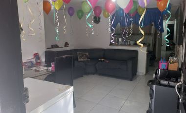 VENDO CASA DE PRIMER PISO EN COPACABANA ANTIOQUIA.