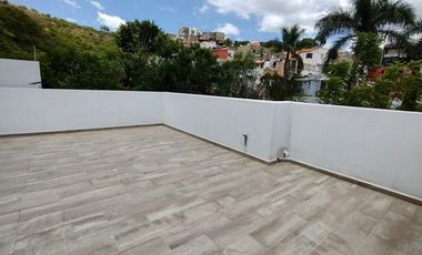 CASA EN VENTA LOMAS DEL CRESTON CERCA ISSSTE EN OAXACA