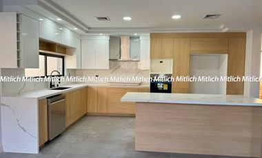 Casa en venta recámara en planta baja Bosques del Valle $6,500,000