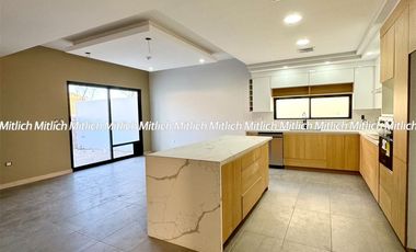 Casa en venta recámara en planta baja Bosques del Valle $6,500,000