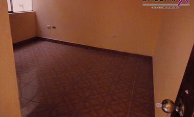 AMPLIA CASA EN VENTA - URB.BANCARIA II ETAPA - PIURA