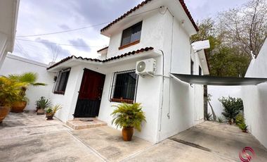 Casa tipo duplex (2 departamentos) en venta Sector K, Huatulco