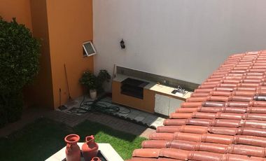 Excelente casa en San José Insurgentes, para Habitar o Desarrolladores.
