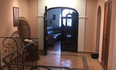 Excelente casa en San José Insurgentes, para Habitar o Desarrolladores.
