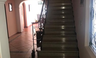 Excelente casa en San José Insurgentes, para Habitar o Desarrolladores.