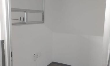 BODEGA EN RENTA  CON CAMARA DE CONGELACION, A 50 M DEL MERCADO ECHEVESTE , LEÓN, GTO