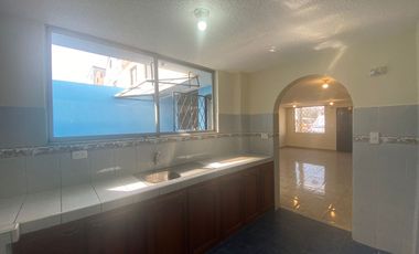 Se vende casa en Calderón, sector de San Camilo