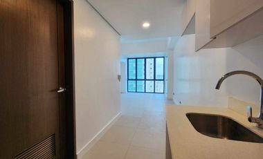 FOR RENT New Studio Condo Unit in 38 Park Avenue, Cebu IT Park, Cebu City.