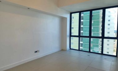 FOR RENT New Studio Condo Unit in 38 Park Avenue, Cebu IT Park, Cebu City.