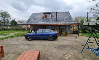 Amplia casa en Santa Juana