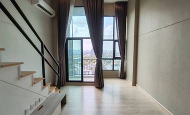 Cheapest in the project!!! Urgent sale Condo Knightsbridge Tiwanon Knightsbridge Tiwanon Duplex room, 21st floor, size 42 sq m., including transfer, near MRT Ministry of Public Health.
