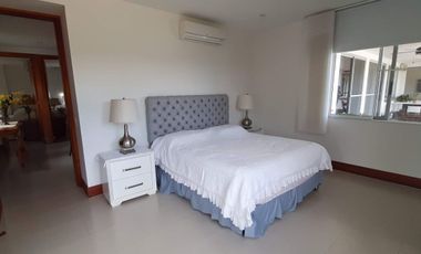 VENDO HERMOSA CASA DE LUJO ESTILO CALIFORNIANO COMPLETAMENTE AMOBLADA