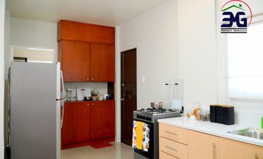 4 Bedroom Medium Sized Home in Hausland Subic Along the National Road