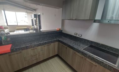 Hilton Colon, Alquilo Departamento de 2 Dorm. Amoblado