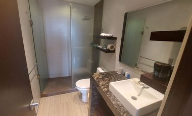 Hilton Colon, Alquilo Departamento de 2 Dorm. Amoblado