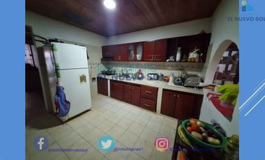 !!! CASA DE 149 METROS EN LA ROCHELA ¡¡¡