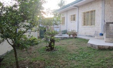 For Rent Three Bedrooms Bungalow House with Pool in Dalaguete Cebu