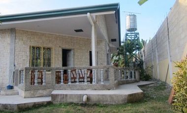 For Rent Three Bedrooms Bungalow House with Pool in Dalaguete Cebu