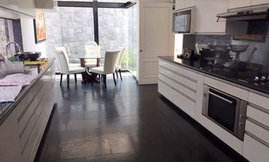 Impecable residencia en La Planicie