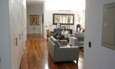 Impecable residencia en La Planicie