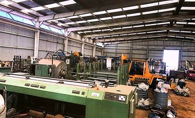 ESPECTACULAR NAVE INDUSTRIAL CON TERRENO EXCEDENTE EN VENTA