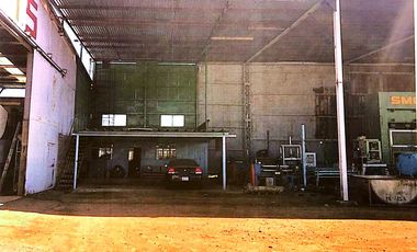 ESPECTACULAR NAVE INDUSTRIAL CON TERRENO EXCEDENTE EN VENTA