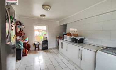 🏠León Propiedades vende o arrienda hermosa casa en sector Los Naranjos , Curacavi🏠