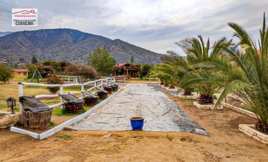 🏠León Propiedades vende o arrienda hermosa casa en sector Los Naranjos , Curacavi🏠