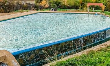 🏠León Propiedades vende o arrienda hermosa casa en sector Los Naranjos , Curacavi🏠