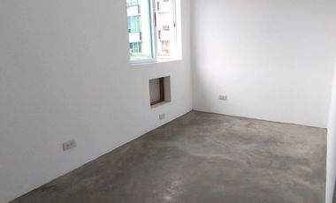 2-Storey 3 Bedroom Townhouse FOR SALE in Sta. Rosa, Laguna!