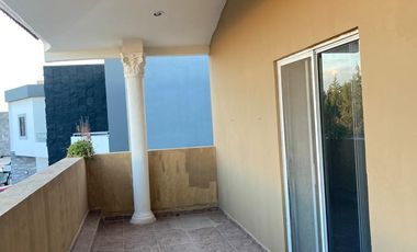 CASA EN VENTA EN RESIDENCIAL LOS LAURELES.