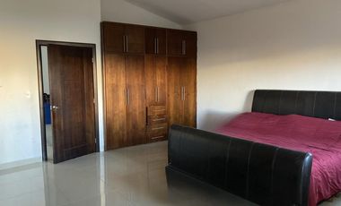 CASA EN VENTA EN RESIDENCIAL LOS LAURELES.