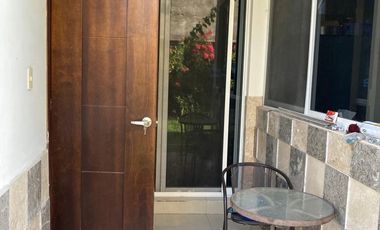 CASA EN VENTA EN RESIDENCIAL LOS LAURELES.