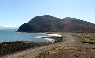 Se vende Terreno frente al Mar