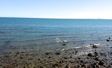 Se vende Terreno frente al Mar